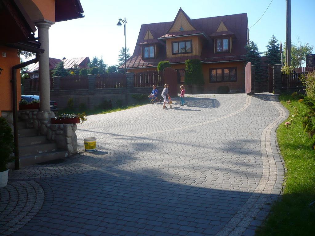Smyrecek-Centrum Bukowiny Bukowina Tatrzańska Extérieur photo